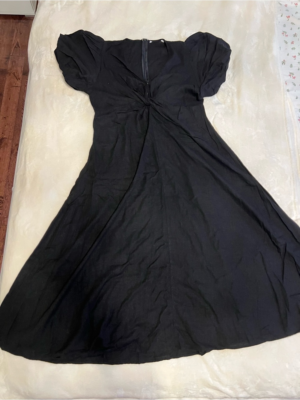 Petal & Pup Black Midi Twist Front Puff Sleeve Dress